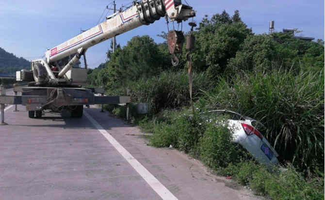 民丰重载吊车救援
